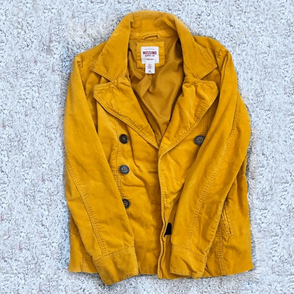 Yellow Woman’s XXL peacoat - Picture 1 of 1